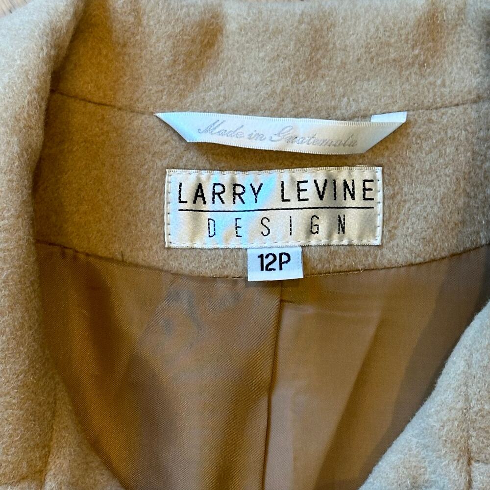 Larry Levine 100% Camel Hair Coat – Women’s Tan Pea Coat, Italian Fabric - Picture 5 of 12
